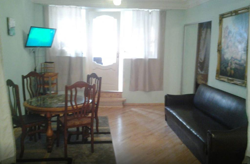 Evrika Apartments On Rustaveli Avenue Tbilisi Eksteriør billede